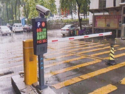 直杆道闸车辆识别